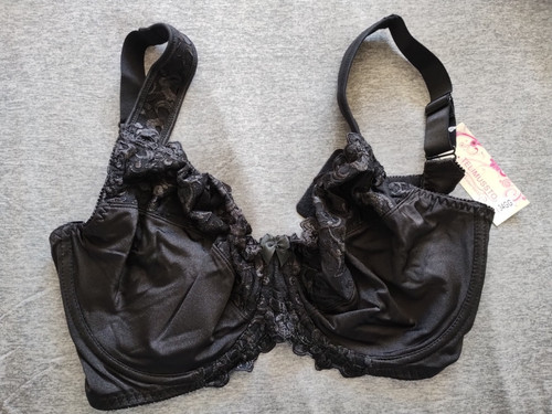 Lovely new telimussto - lovely, black